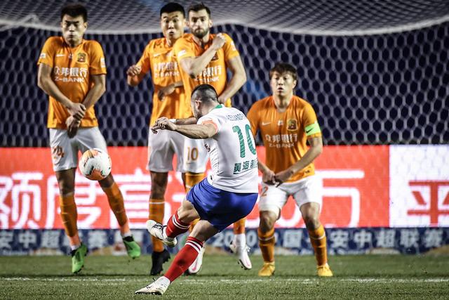 怀特递补进入美国男篮 新科FMVP被忽视疑不满